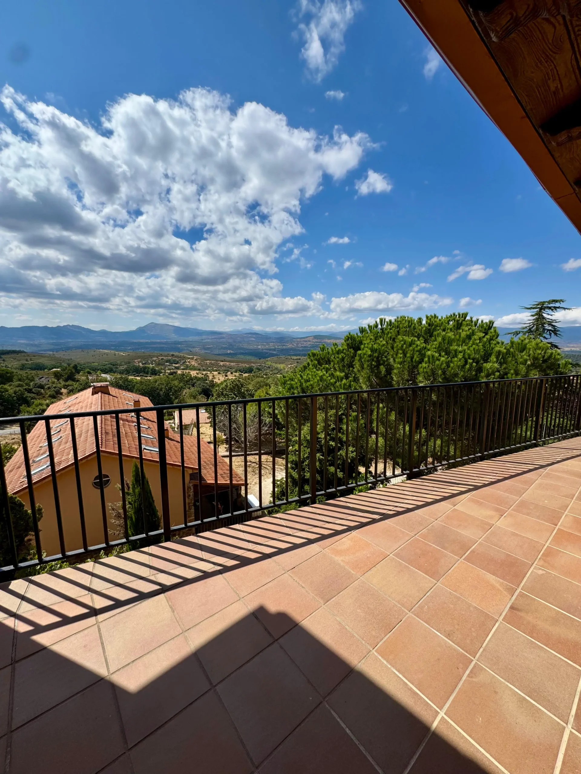 WhatsApp Image 2025-10-02 at 13.11.57